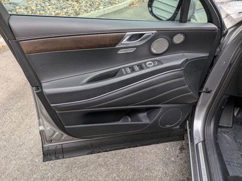 Used 2023 Genesis GV80 3.5T Advanced + image 11