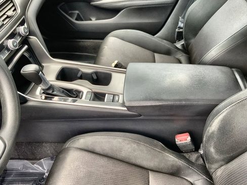 Used 2019 Honda Accord LX image 21