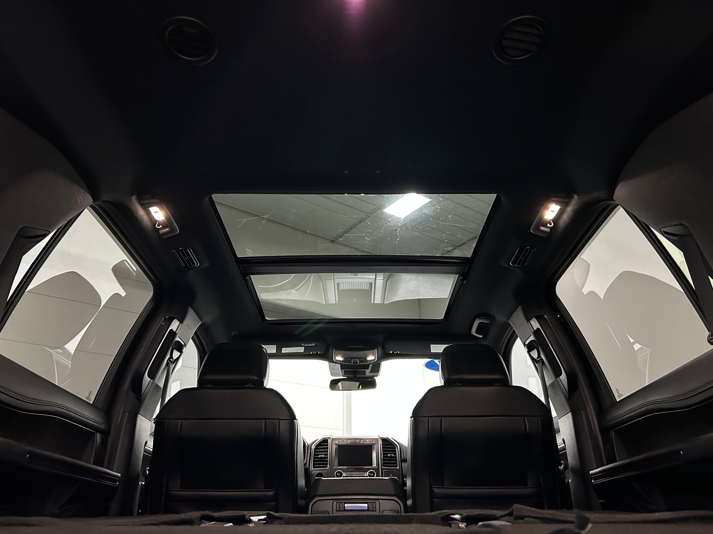 Used 2021 Ford Expedition Max Limited AWD/4WD image 27