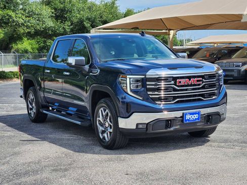 Certified 2023 GMC Sierra 1500 SLT AWD/4WD image 3