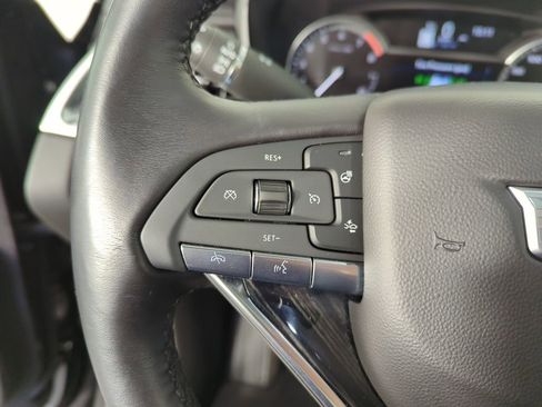 Used 2025 Cadillac XT6 Premium Luxury AWD/4WD image 21