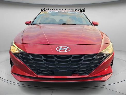 Used 2023 Hyundai Elantra SEL w/ Convenience Package image 5
