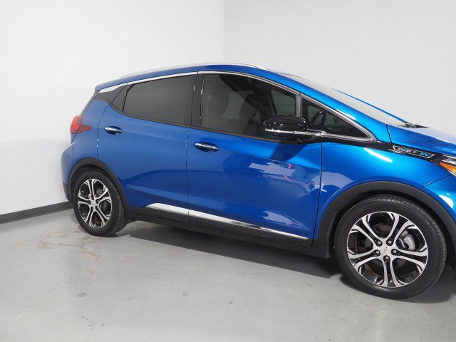 Used 2020 Chevrolet Bolt Premier w/ Infotainment Package FWD image 46