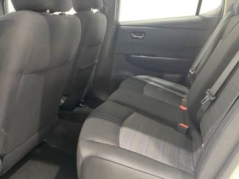 Used 2022 Nissan Leaf SV Plus image 16