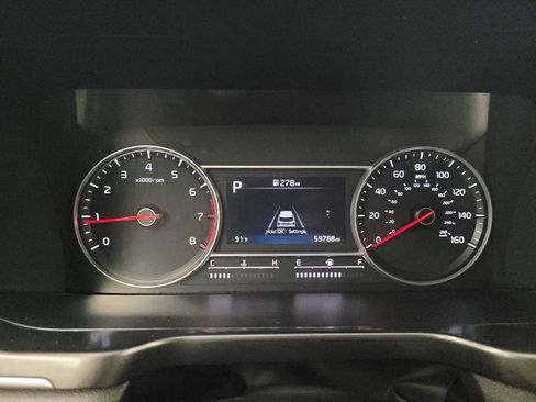 Used 2023 Kia Sorento LX FWD image 23