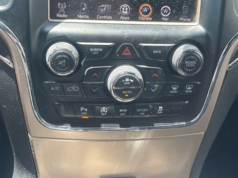 Used 2017 Jeep Grand Cherokee Limited AWD/4WD image 13