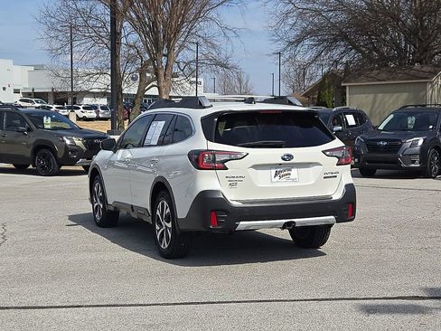 Used 2020 Subaru Outback Touring XT image 5