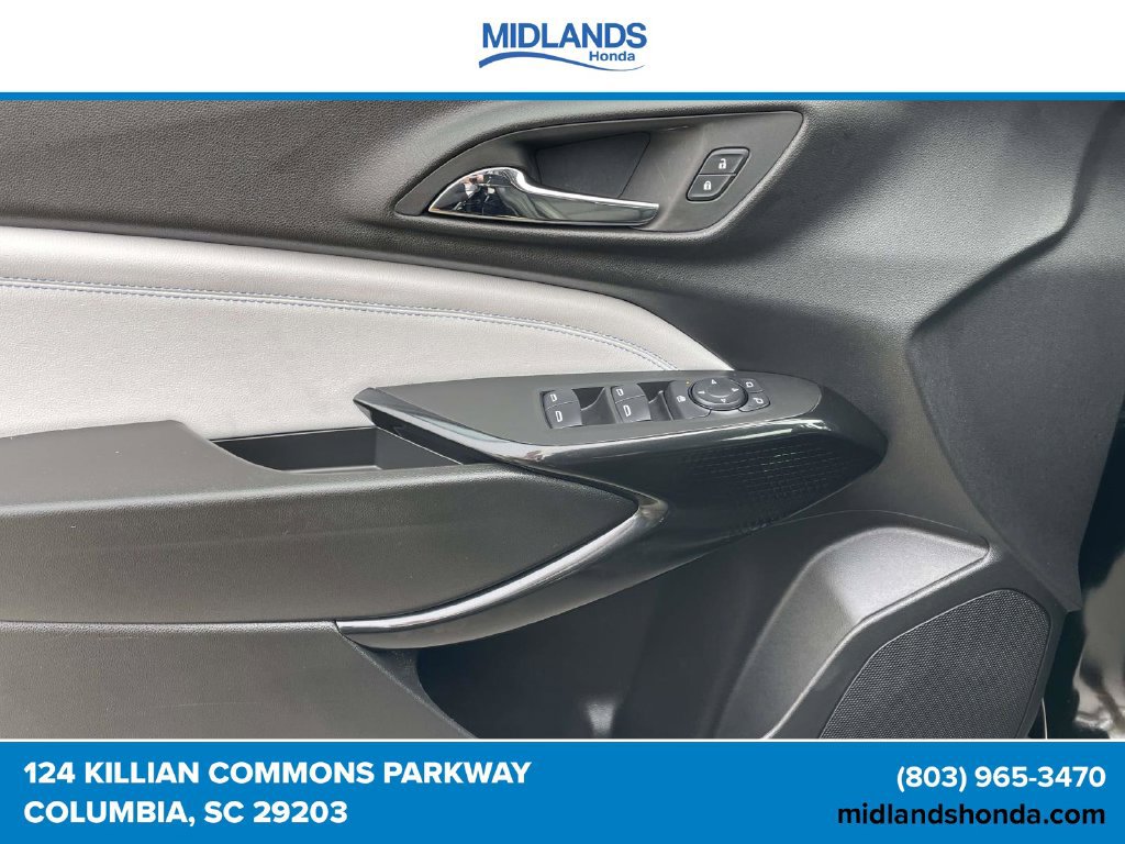 Used 2024 Chevrolet Trax LT FWD image 16