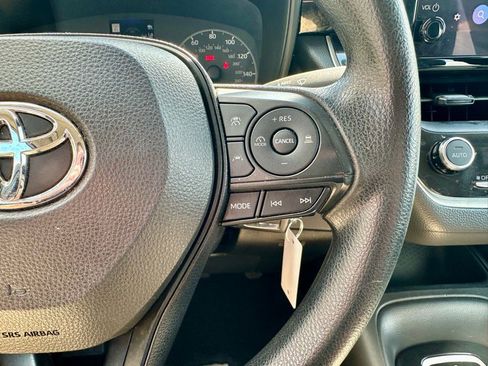 Used 2023 Toyota Corolla LE image 14