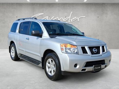 Used 2015 Nissan Armada SV image 2