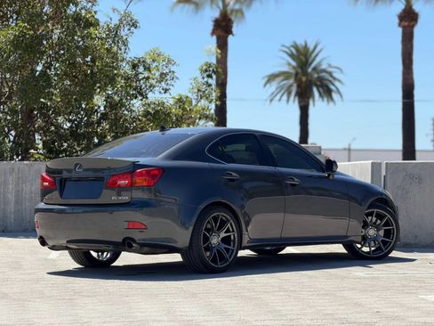 Used 2008 Lexus IS 350 w/ Premium Pkg RWD image 8