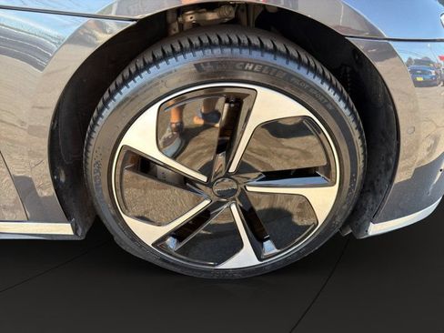 Used 2024 Lucid Air Touring AWD/4WD image 24