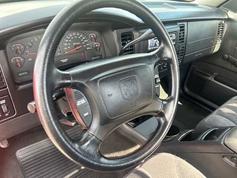 Used 2002 Dodge Dakota Sport image 14