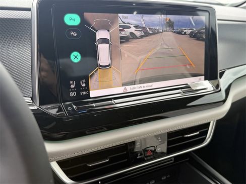 New 2026 Volkswagen Atlas Cross Sport SEL Premium R-Line image 19