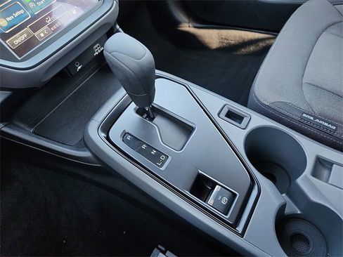 Certified 2025 Subaru Crosstrek 2.0i image 25