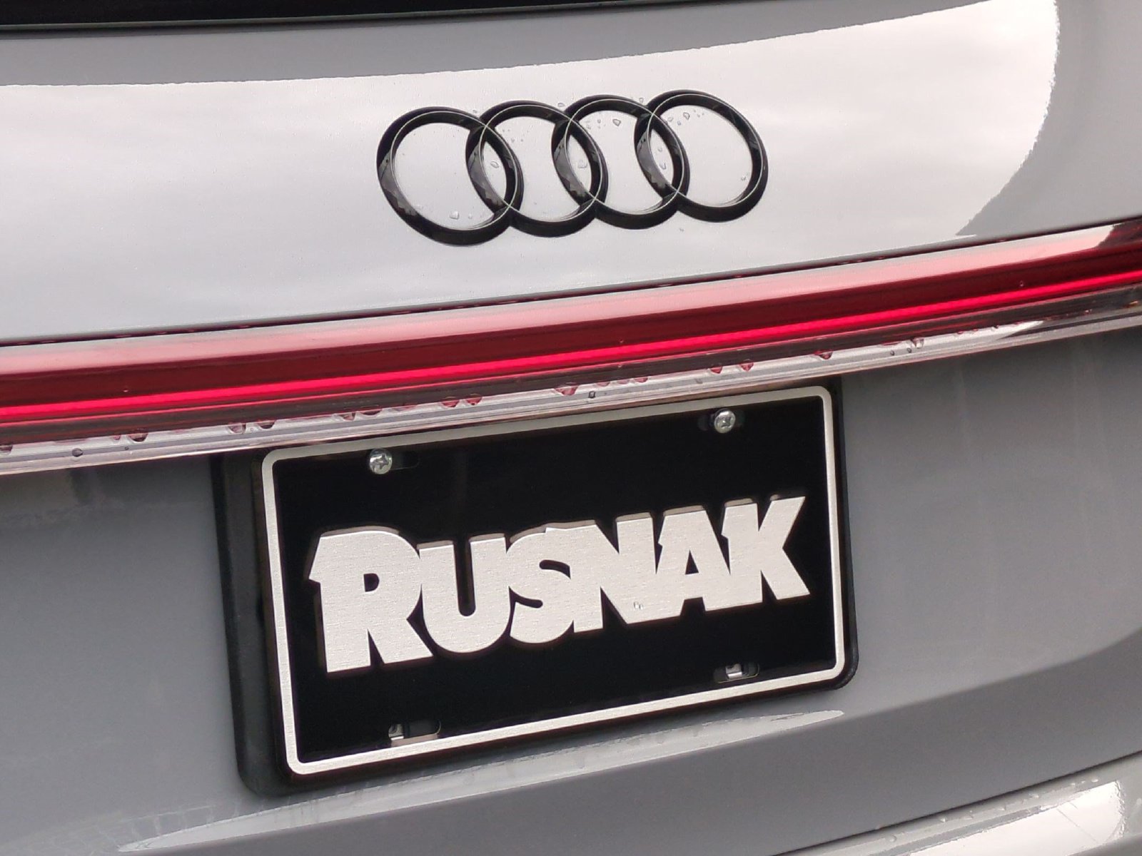 Used 2023 Audi Q4 e-tron Premium Plus w/ Premium Plus AWD/4WD image 19