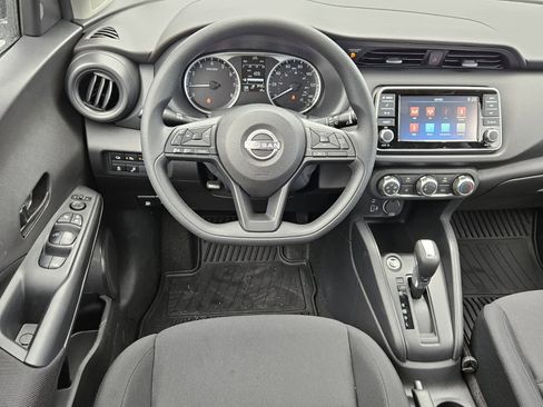 New 2025 Nissan Kicks Play S FWD image 5