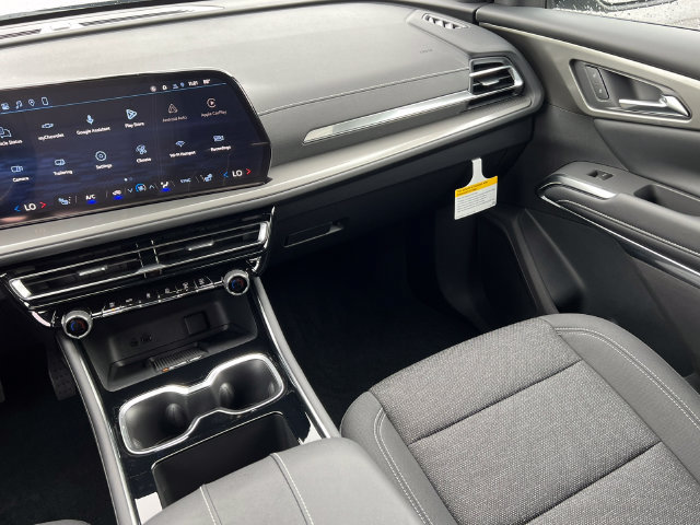 New 2027 Chevrolet Traverse LT w/ Driver Confidence Package AWD/4WD image 32