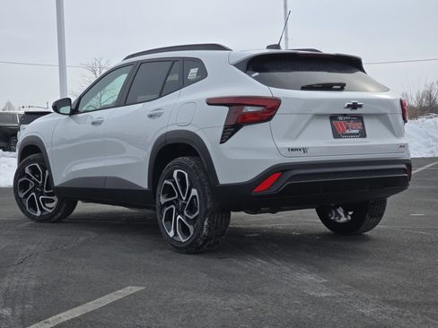 New 2026 Chevrolet Trax RS w/ Driver Confidence Package FWD image 14