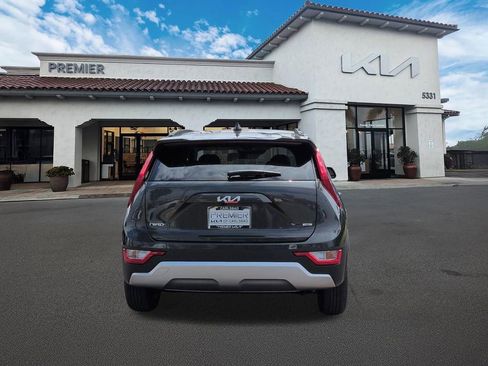 New 2026 Kia Niro EX FWD image 7