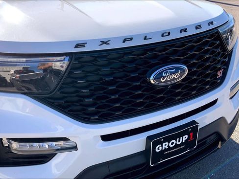 Used 2020 Ford Explorer ST image 29