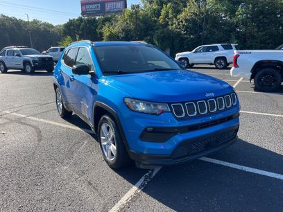 Used 2022 Jeep Compass Latitude w/ Sun and Sound Group