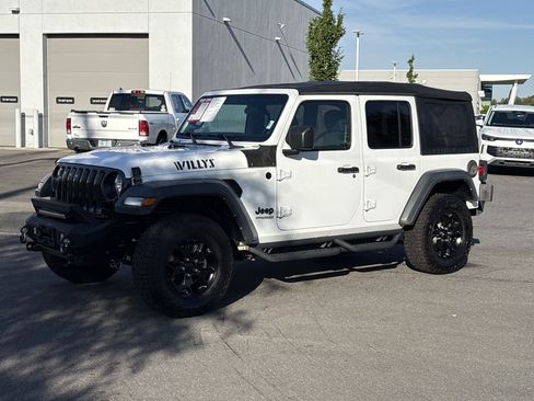 Used 2021 Jeep Wrangler Unlimited Sport AWD/4WD image 5