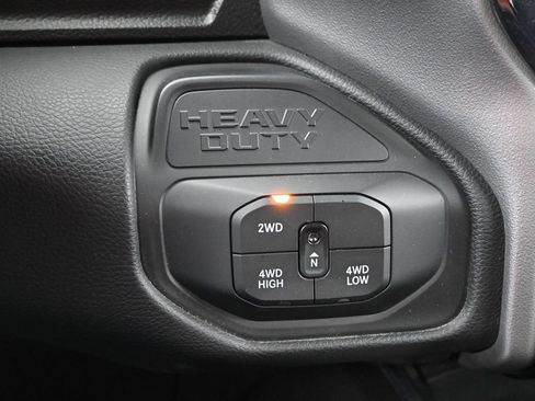 Used 2025 RAM 2500 Laramie w/ Night Edition AWD/4WD image 11