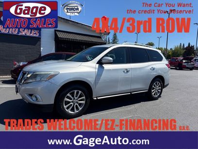 Used 2016 Nissan Pathfinder SV
