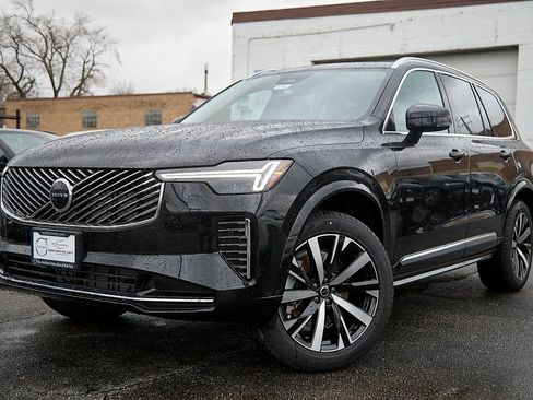 New 2025 Volvo XC90 B6 Core w/ Protection Package Premier image 2