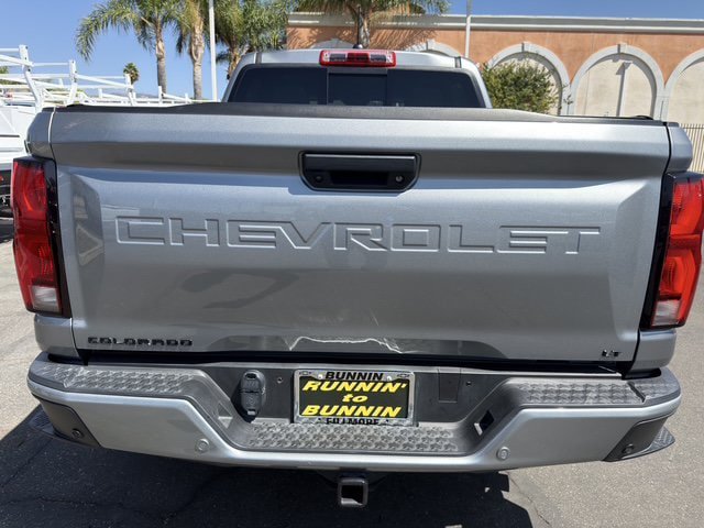 Used 2024 Chevrolet Colorado LT w/ LT Convenience Package III AWD/4WD image 46