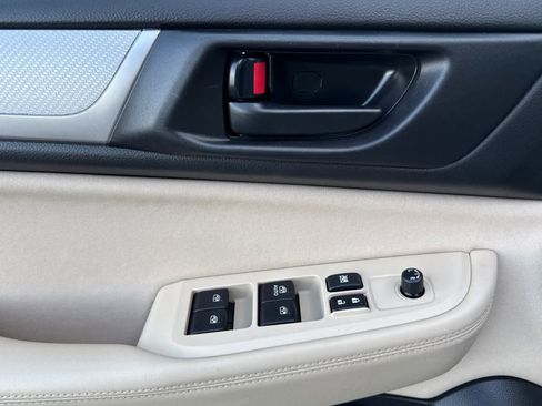 Used 2017 Subaru Legacy 2.5i w/ Alloy Wheel Package image 11