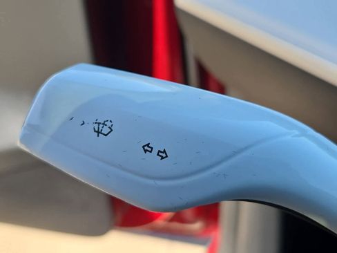 Used 2024 Tesla Model Y 2WD image 24