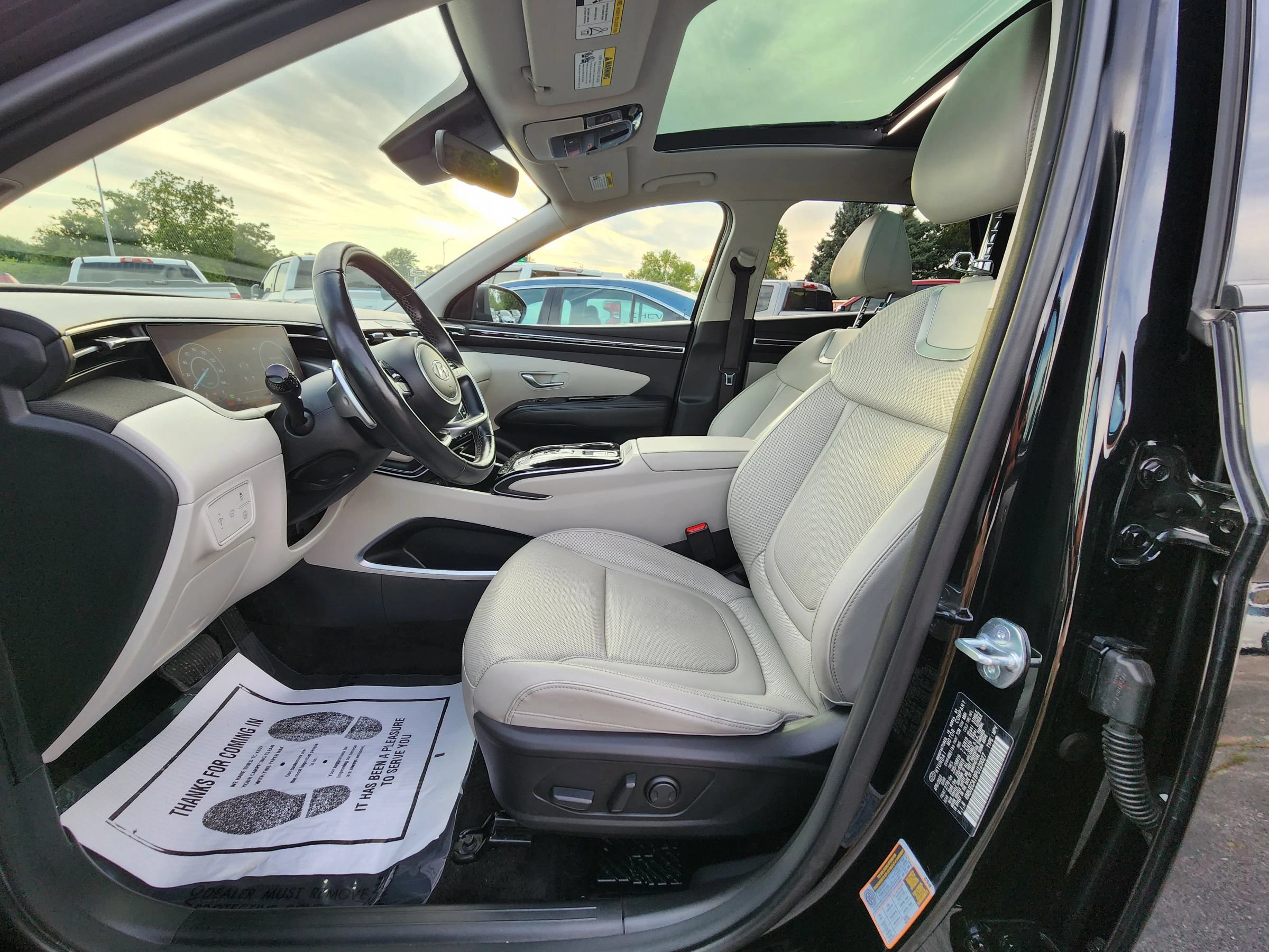 Used 2023 Hyundai Tucson Limited AWD/4WD image 19