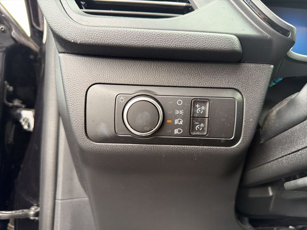 Used 2025 Ford Escape ST-Line AWD/4WD image 21