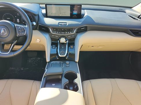 Certified 2025 Acura TLX w/ Technology Package image 38