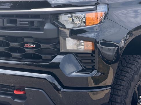 Used 2026 Chevrolet Silverado 1500 Custom Trail Boss AWD/4WD image 8