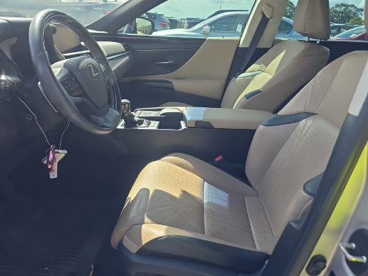 Used 2019 Lexus ES 350 w/ Accessory Package 2 FWD image 7