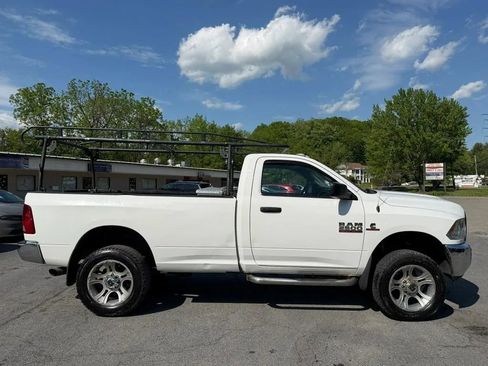 Used 2016 RAM 2500 Tradesman w/ Chrome Appearance Group AWD/4WD image 9