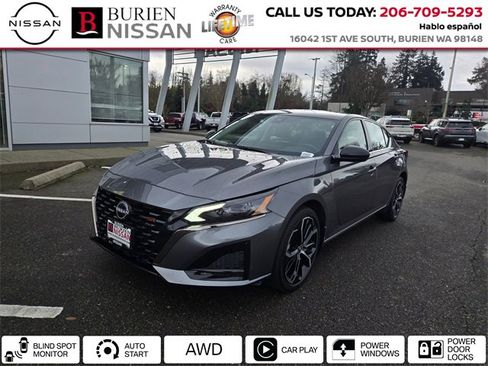 Used 2025 Nissan Altima 2.5 SR image 1