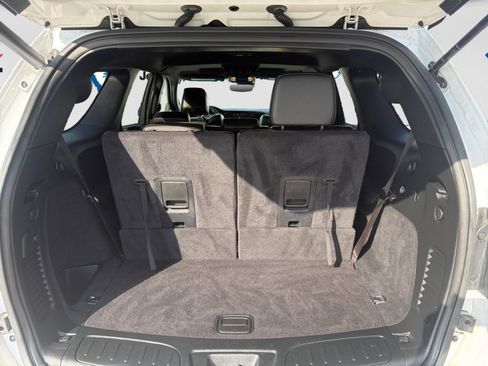 Certified 2023 Dodge Durango R/T RWD image 23