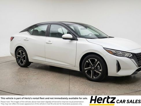 Used 2025 Nissan Sentra SV image 1