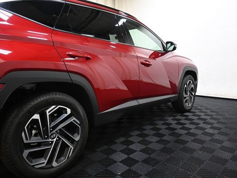 Used 2025 Hyundai Tucson Limited AWD/4WD image 22