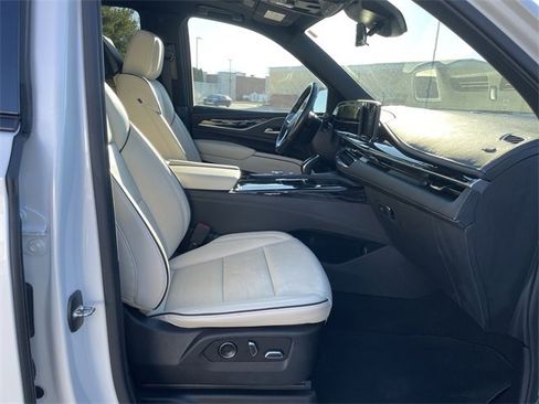 Used 2021 Cadillac Escalade Sport image 19