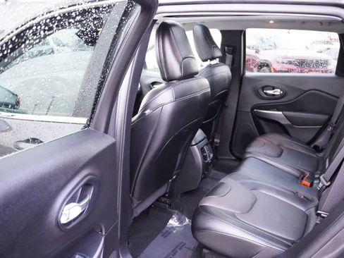 Certified 2022 Jeep Cherokee Limited w/ Elite Package image 16