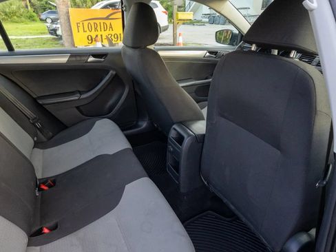 Used 2017 Volkswagen Jetta S FWD image 11