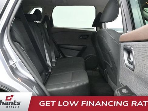 Used 2023 Nissan Rogue S AWD/4WD image 13