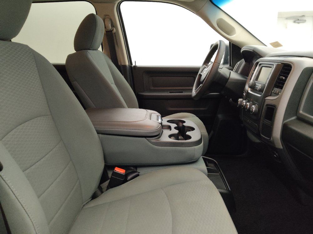 Used 2018 RAM 1500 Express RWD image 21