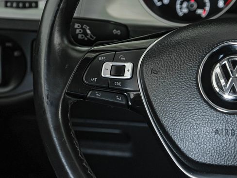 Used 2015 Volkswagen Golf SE image 14