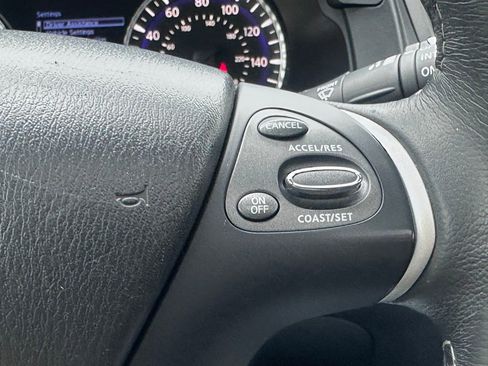 Used 2020 INFINITI QX60 Luxe w/ Essential Package FWD image 32